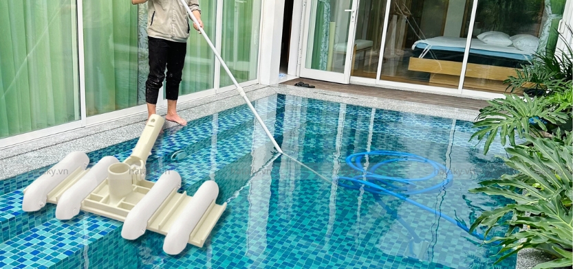 Bàn hút vệ sinh 8 bánh Emaux 3 Ứng dụng của bàn hút vệ sinh 8 bánh Emaux
