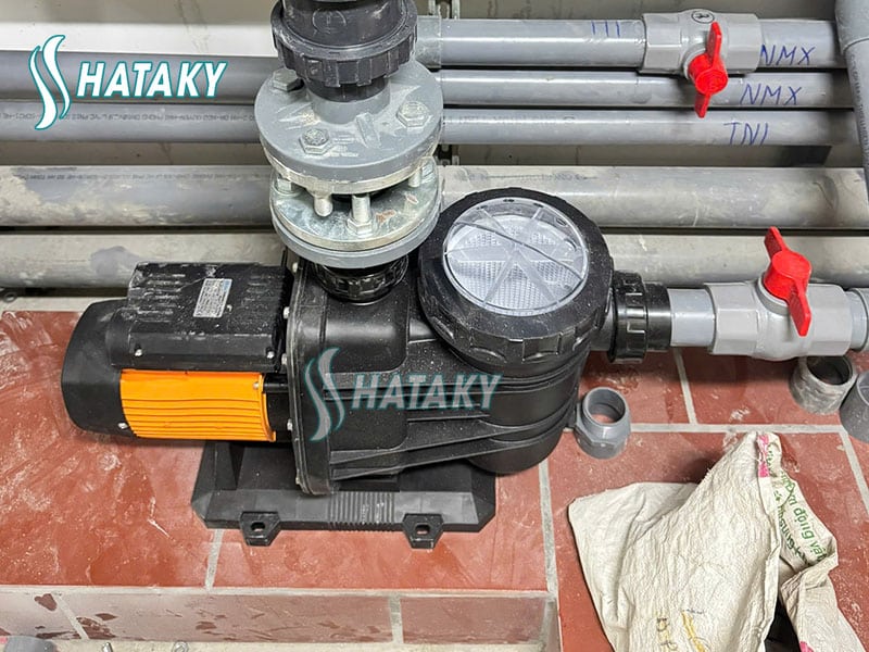 Máy bơm vẫn chạy bình thường nhưng không hút được nước